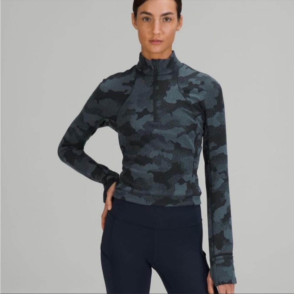 It’s a Rulu Run Half Zip Crop